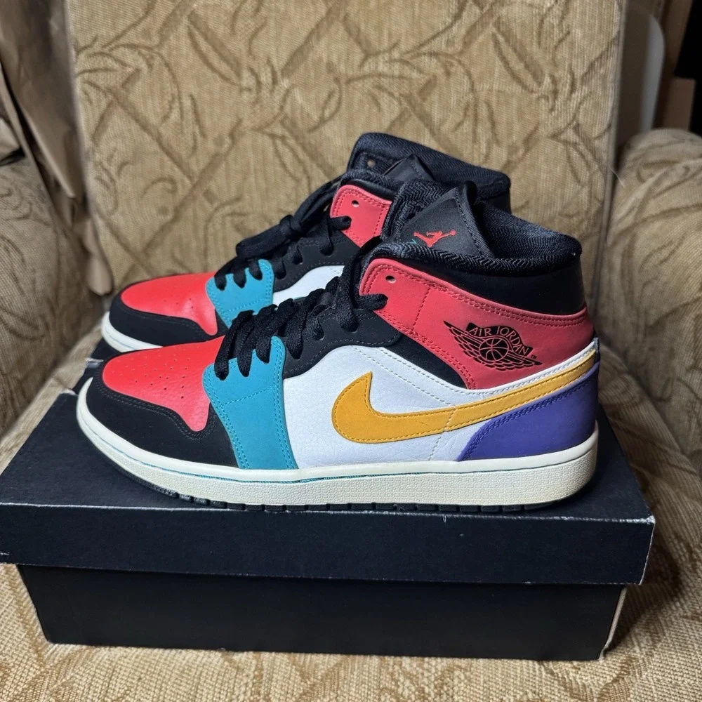 Jordan 1 Mid Bred Multicolor Men's 9.5 Multicolor 554724-125 Athletic Basketball